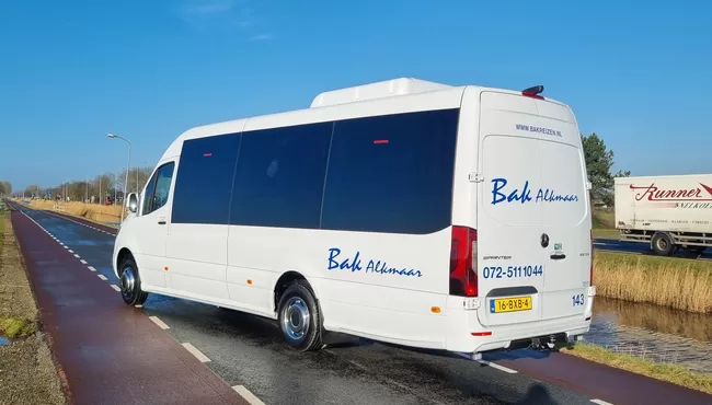 Met een kleine groep op stap? Huur een Midi bus