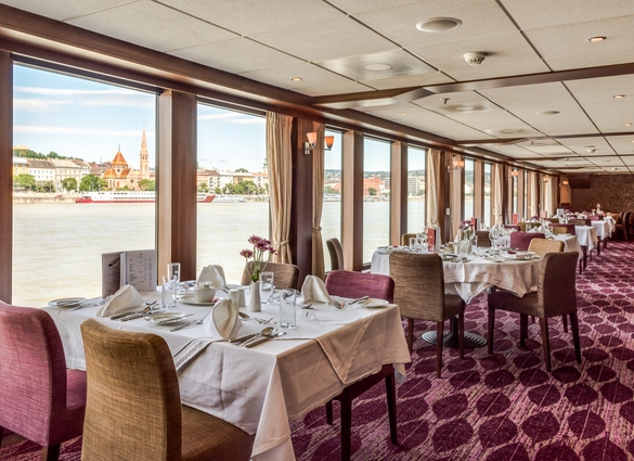 Serenade 2,   10 daagse cruise Magnifiek Mannheim