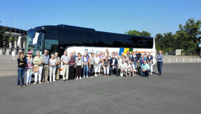 Busvervoer huren met chauffeur